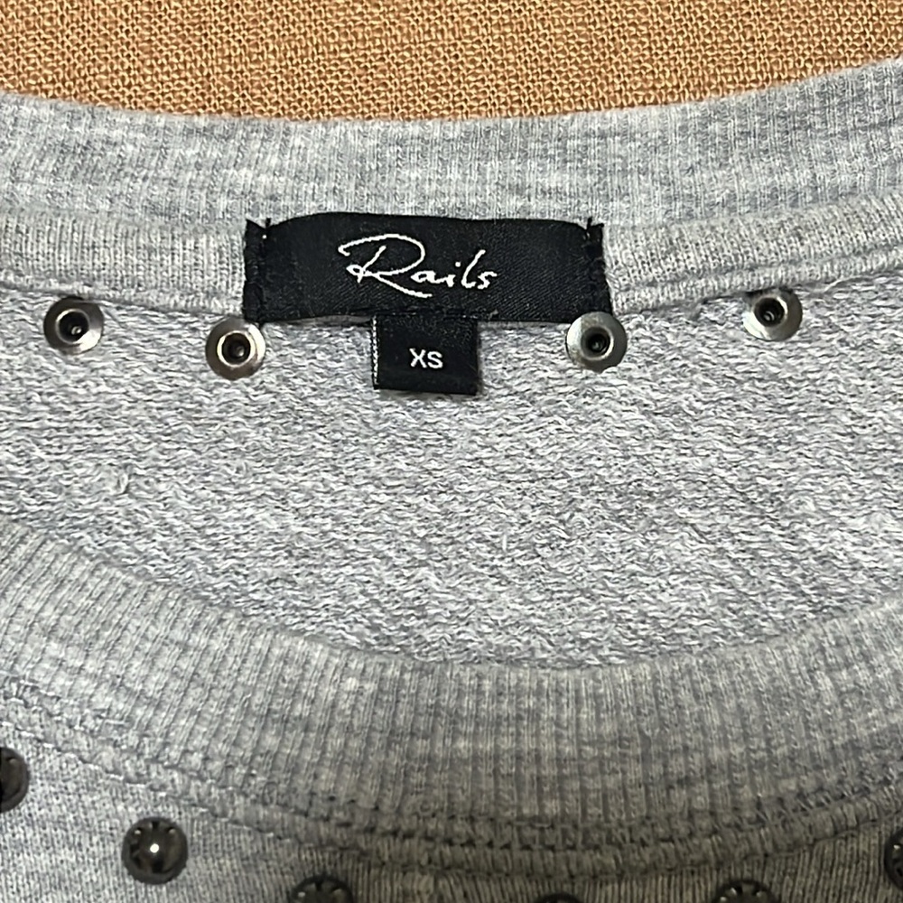 Rails Xs Gray Sweater With Gray Beads - image 3
